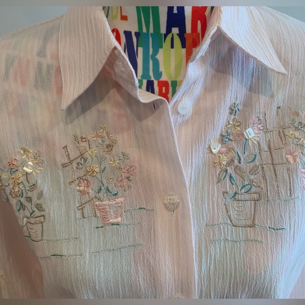 NWT Vintage Koret Francisca  Button Down Shirt with Floral Embroidery